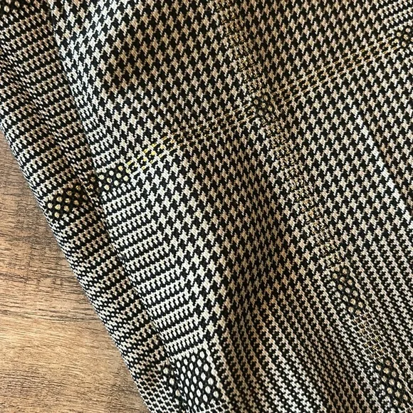 Burberry pants NWT SIZE 48 US